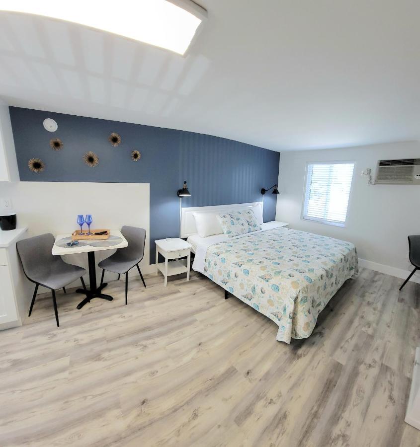 سانت بيتي بيتش Satellite Motel المظهر الخارجي الصورة