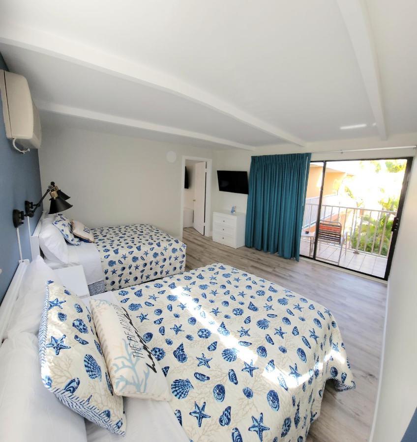 سانت بيتي بيتش Satellite Motel المظهر الخارجي الصورة