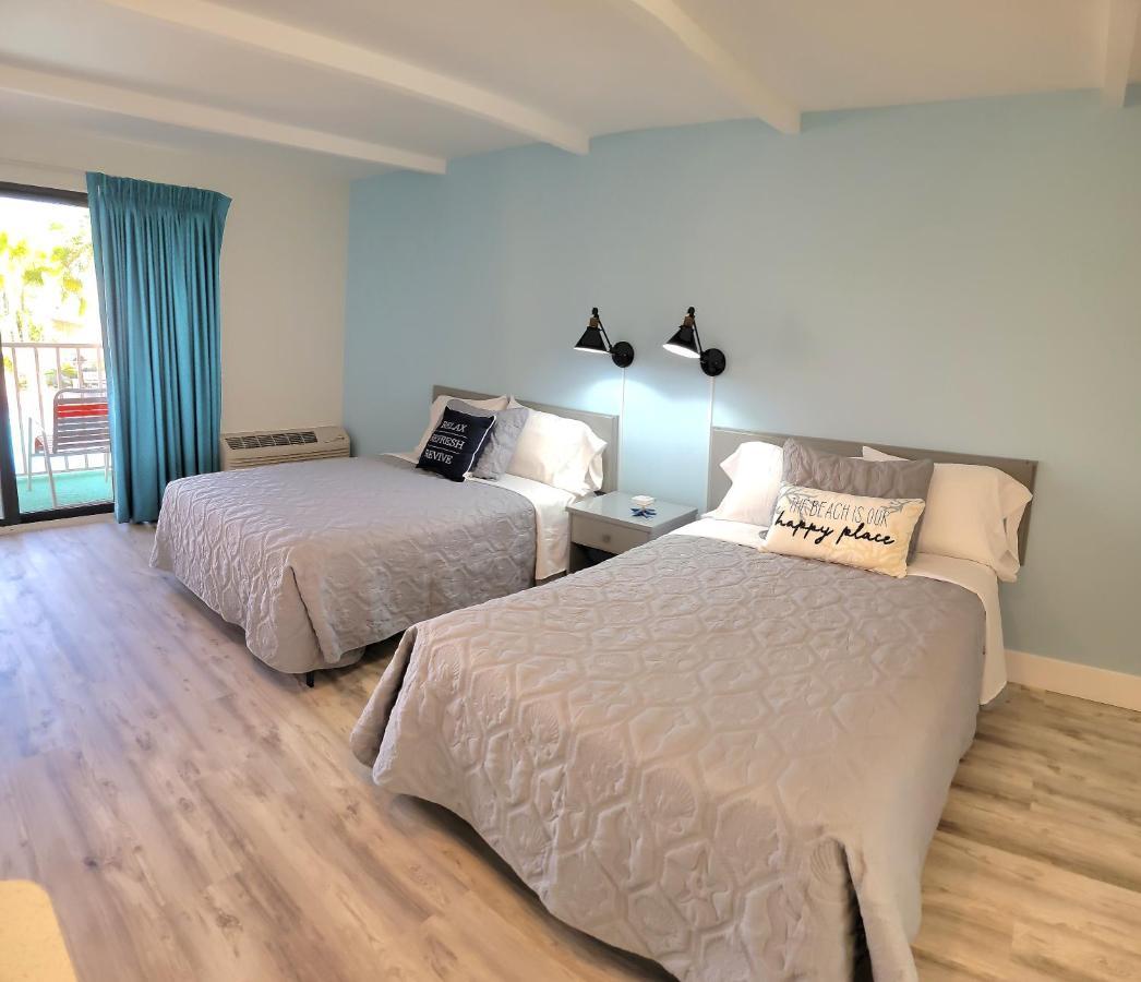 سانت بيتي بيتش Satellite Motel المظهر الخارجي الصورة