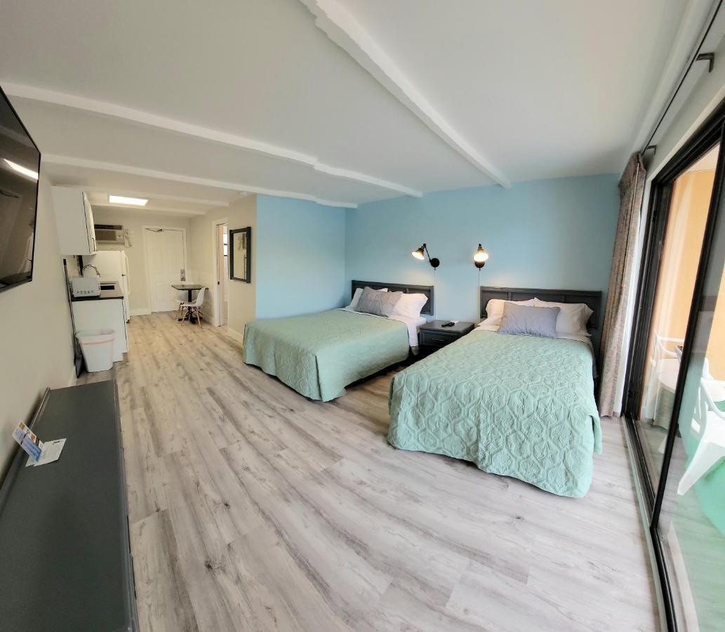 سانت بيتي بيتش Satellite Motel المظهر الخارجي الصورة