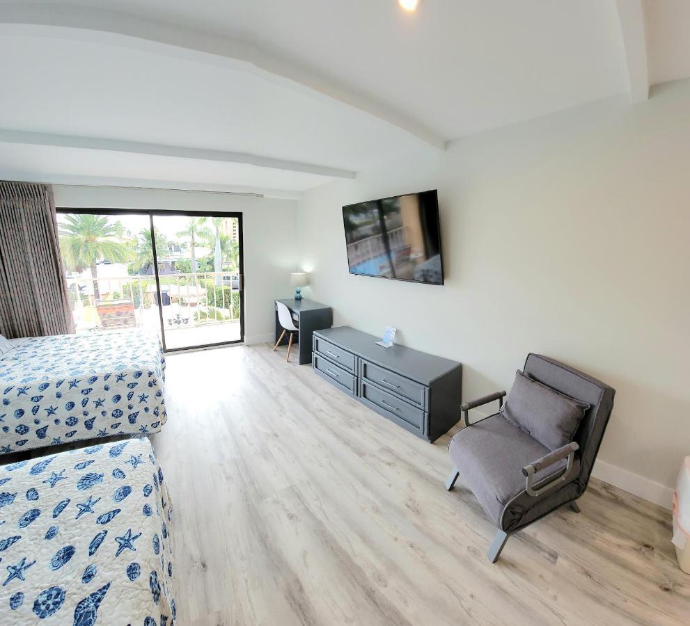 سانت بيتي بيتش Satellite Motel المظهر الخارجي الصورة